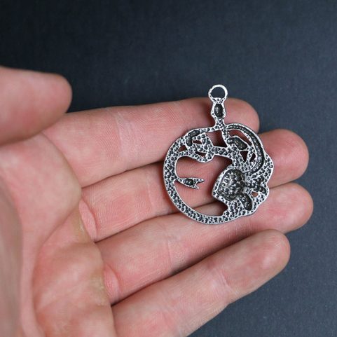 MEDUSA, ANTICKÝ TALISMAN, ZINEK, STAROSTŘÍBRO