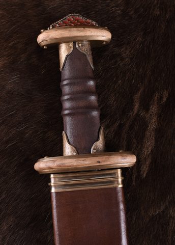 ANGLOSASKÝ MEČ SUTTON HOO S POCHVOU, 7. STOLETÍ