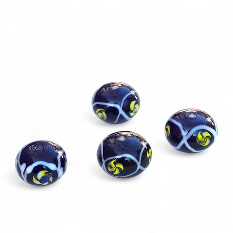 VINUTÁ PERLE, SKLENĚNÝ KORÁLEK