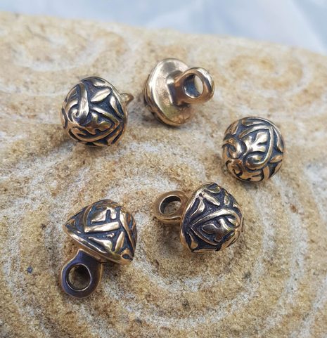 KNOFLÍK, XIV. - XV. STOLETÍ, BRONZ