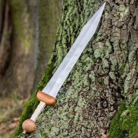 ŘÍMSKÝ GLADIUS, FULHAM