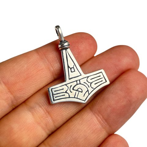 THOROVO KLADIVO Z GOTLANDU, STŘÍBRNÝ PŘÍVĚSEK, AG 925