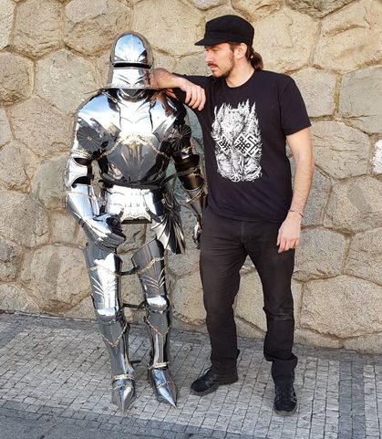 LUXUSNÍ KANELOVANÁ GOTICKÁ ZBROJ