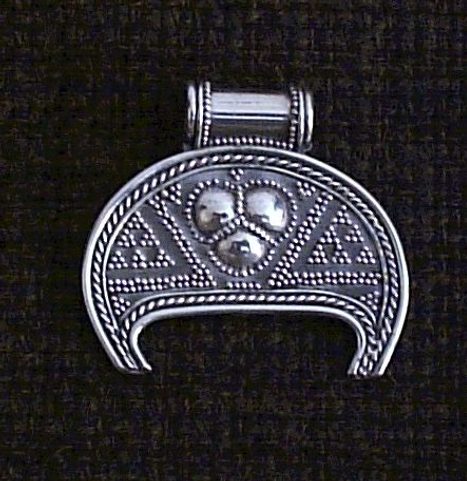 LUNULA VII, STŘÍBRNÝ PŘÍVĚSEK, AG 925