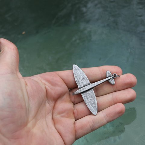 SUPERMARINE SPITFIRE, PŘÍVĚSEK LETADLO, STAROSTŘÍBRO