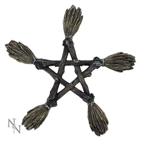 BROOMSTICK WICCAN PENTAGRAM WALL PLAQUE 19CM