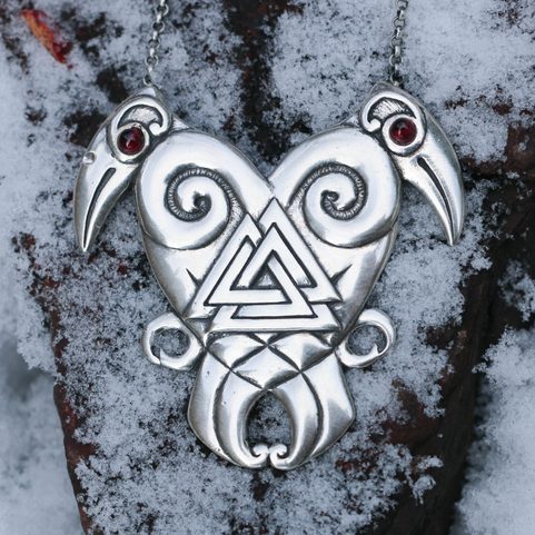 SRDCE SEVERU - HUGIN A MUNIN, STŘÍBRNÝ VIKINSKÝ STŘÍBRNÝ NÁHRDELNÍK, AG 925, 24G
