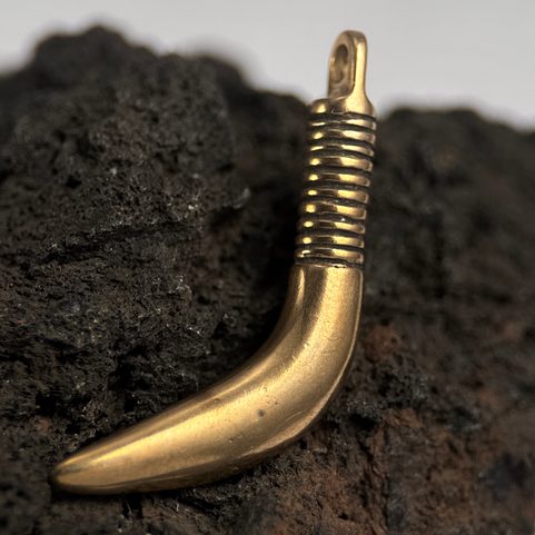 TESÁK TALISMAN, VASTERBOTTEN, ŠVÉDSKO, BRONZ