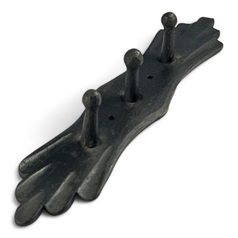 KOVANÝ VĚŠÁK - 3 HÁČKY