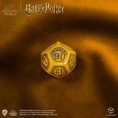 HRACÍ KOSTKY SADA HARRY POTTER. HUFFLEPUFF, ŽLUTÁ