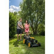 RIWALL PRO RPM 5355 MULTIFUNKČNÍ TRAVNÍ SEKAČKA 4 V 1 S BENZINOVÝM MOTOREM A POJEZDEM - SEKAČKY SE ZÁBĚREM 50-56 CM - SEKAČKY