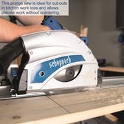 SCHEPPACH PL 55 PONORNÁ PILA + 2X VODÍCÍ LIŠTA 700MM + OCHRANA PROTI PŘEKLOPENÍ + SPOJKA LIŠT - ELEKTRO NÁŘADÍ