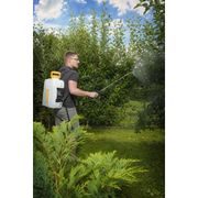 RIWALL PRO RAS 1220 SET AKU POSTŘIKOVAČ 20 V + 2AH BATERIE + NABÍJEČKA - AKU POSTŘIKOVAČE - ZAHRADNÍ STROJE A TECHNIKA