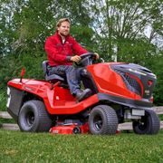 ZAHRADNÍ TRAKTOR T15-95.4 HD-A PREMIUM AL-KO - TRAKTORY SE SBĚRNÝM KOŠEM - TRAKTORY