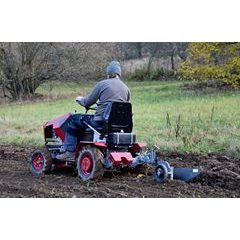 Pohonná jednotka Panter FD5 s jednostranným pluhem