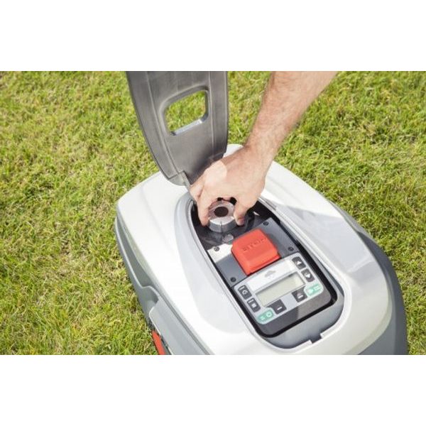 SEKAČKA ROT. AUT. ROBOLINHO E 500 AL-KO - ROBOTICKÉ SEKAČKY{% if zbozi.kategorie.adresa_nazvy[0] != zbozi.kategorie.nazev %} - SEKAČKY{% endif %}