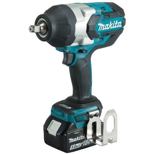 MAKITA DTW1002RTJ - AKU RÁZOVÝ UTAHOVÁK 1/2" LI-ION LXT 18V/5,0AH - AKU NÁŘADÍ{% if zbozi.kategorie.adresa_nazvy[0] != zbozi.kategorie.nazev %} - AKU NÁŘADÍ{% endif %}