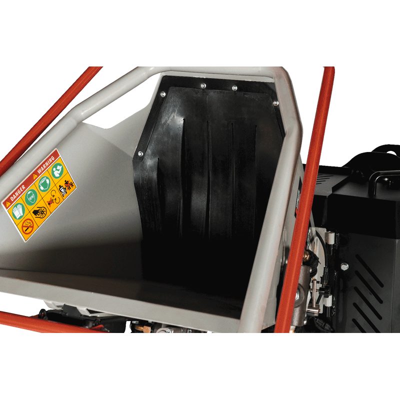 ŠTĚPKOVAČ LUMAG RAMBO HC15H - DRTIČE VĚTVÍ - ZAHRADNÍ STROJE A TECHNIKA