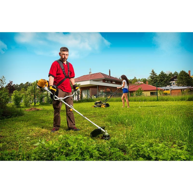 RIWALL PRO RPB 360 4T KŘOVINOŘEZ S BENZÍNOVÝM 4-TAKTNÍM MOTOREM 36 CM3 - 4-TAKTNÍ KŘOVINOŘEZY - ZAHRADNÍ STROJE A TECHNIKA