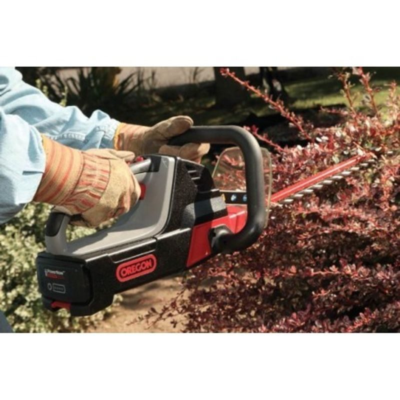 AKUMULÁTOROVÝ PLOTOSTŘIH HT255E (BATERIE 2,4 AH + NABÍJEČKA) - AKU ŘETĚZOVÉ PILY - ZAHRADNÍ STROJE A TECHNIKA