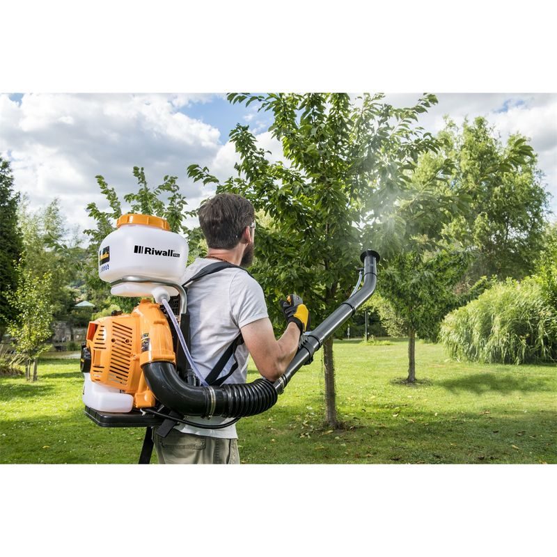 RIWALL PRO RPSD 52 BENZÍNOVÝ ROSIČ ZÁDOVÝ 14 L - MOTOROVÉ POSTŘIKOVAČE - ZAHRADNÍ STROJE A TECHNIKA