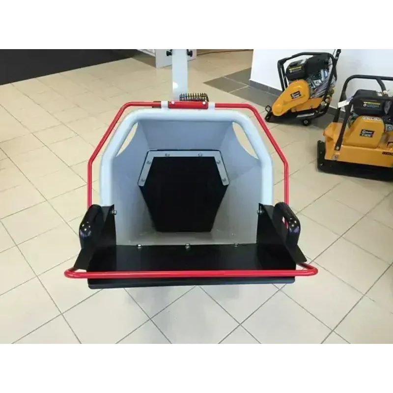 ŠTĚPKOVAČ DŘEVA RAMBO HC10 - DRTIČE VĚTVÍ - ZAHRADNÍ STROJE A TECHNIKA