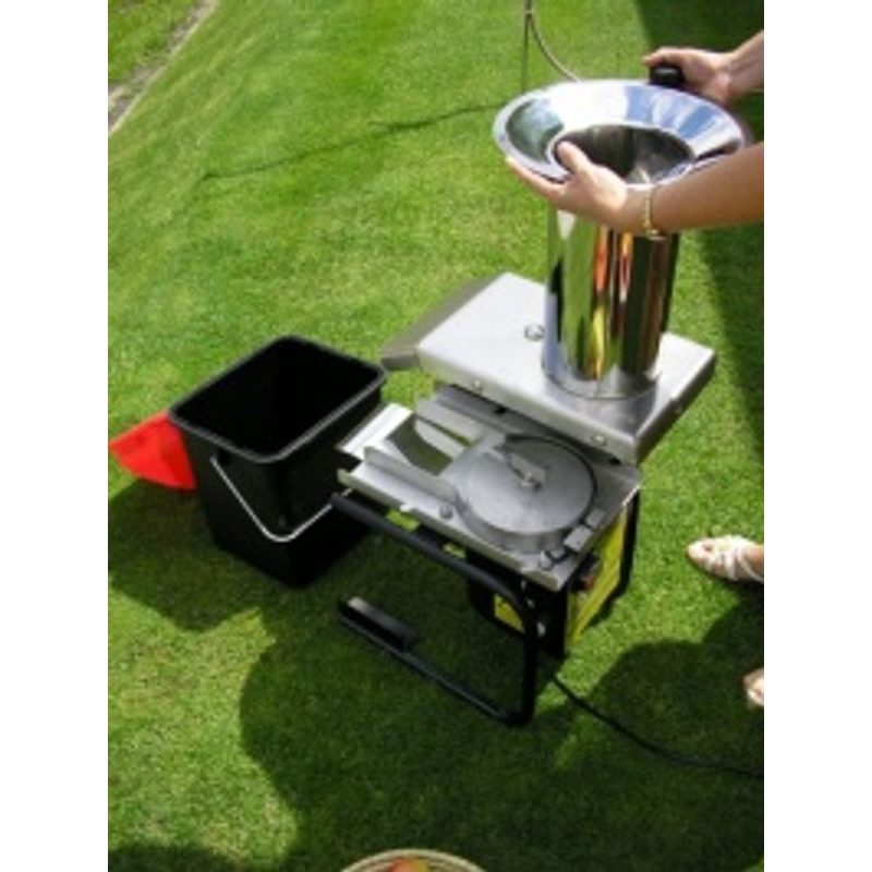 FRUIT SHARK – CELONEREZOVÝ - DRTIČ OVOCE - DRTIČE OVOCE - ZAHRADNÍ STROJE A TECHNIKA