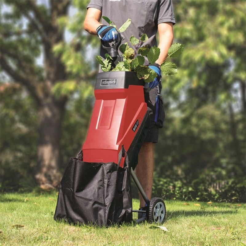 SCHEPPACH GS 55 ELEKTRICKÝ NOŽOVÝ DRTIČ VĚTVÍ 2400 W - DRTIČE VĚTVÍ - ZAHRADNÍ STROJE A TECHNIKA