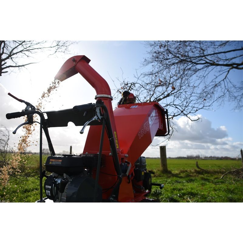 GTM GTS 1300 RG BENZINOVÝ DRTIČ DŘEVA S PÁSOVÝM POJEZDEM - DRTIČE VĚTVÍ - ZAHRADNÍ STROJE A TECHNIKA