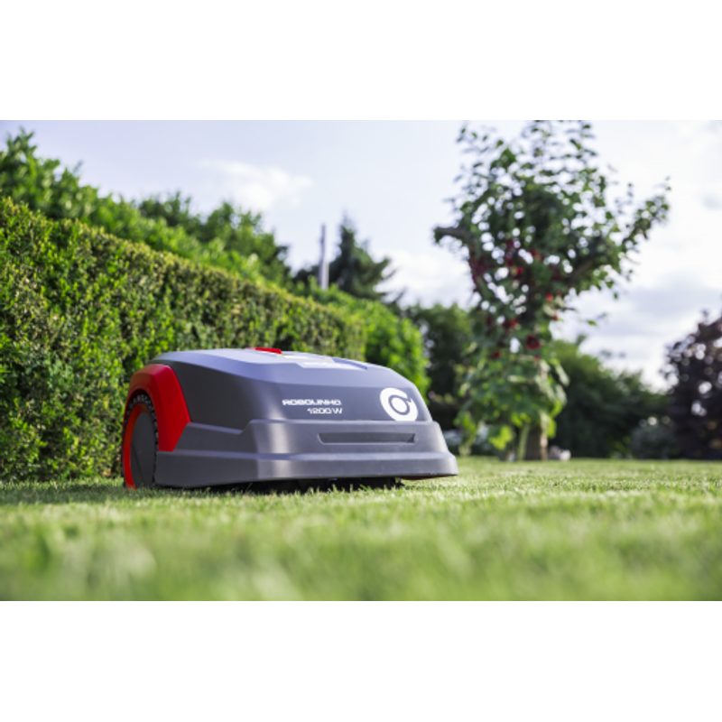 ROBOTICKÁ SEKAČKA ROBOLINHO® 2000 W SOLO BY AL-KO - ROBOTICKÉ SEKAČKY - SEKAČKY