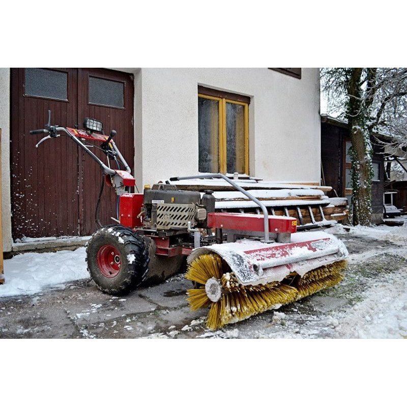 POHONNÁ JEDNOTKA PANTER FD3-500 S VÁLCOVÝM ZAMETACÍM KARTÁČEM SB110 - DAKR PANTER - DAKR