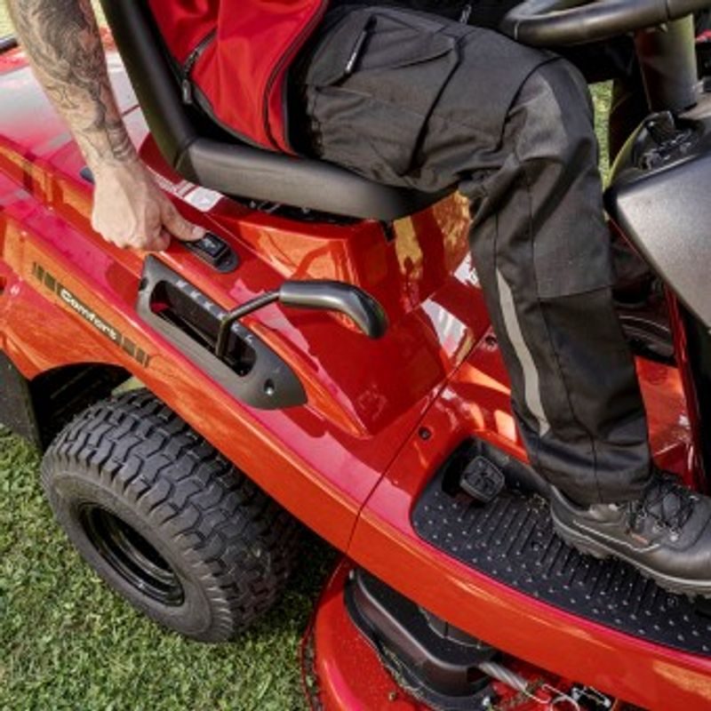 T18-93.4 HD-A V2 COMFORT AL-KO - ZAHRADNÍ TRAKTOR 2-VÁLEC - TRAKTORY