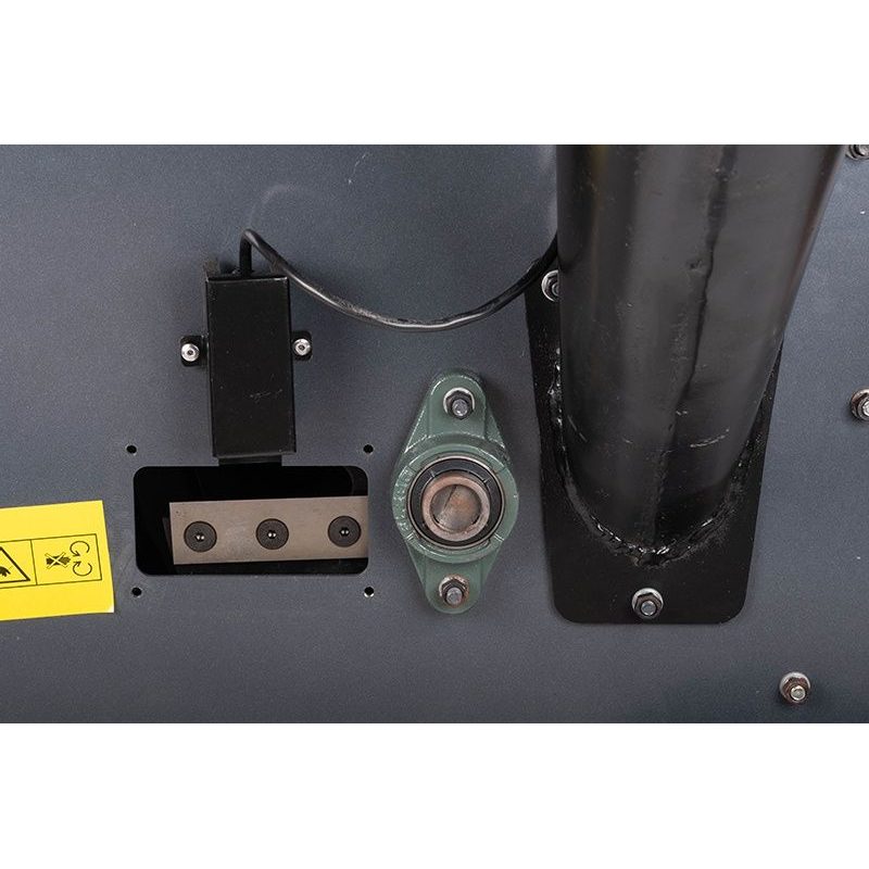 MZD-13/102 - MOTOROVÝ ZAHRADNÍ DRTIČ - DRTIČE VĚTVÍ - ZAHRADNÍ STROJE A TECHNIKA