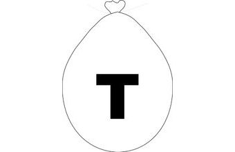 Balónek písmeno T bílé