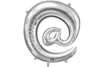Symbol @ stříbrné foliové balónky 81 cm x 76 cm