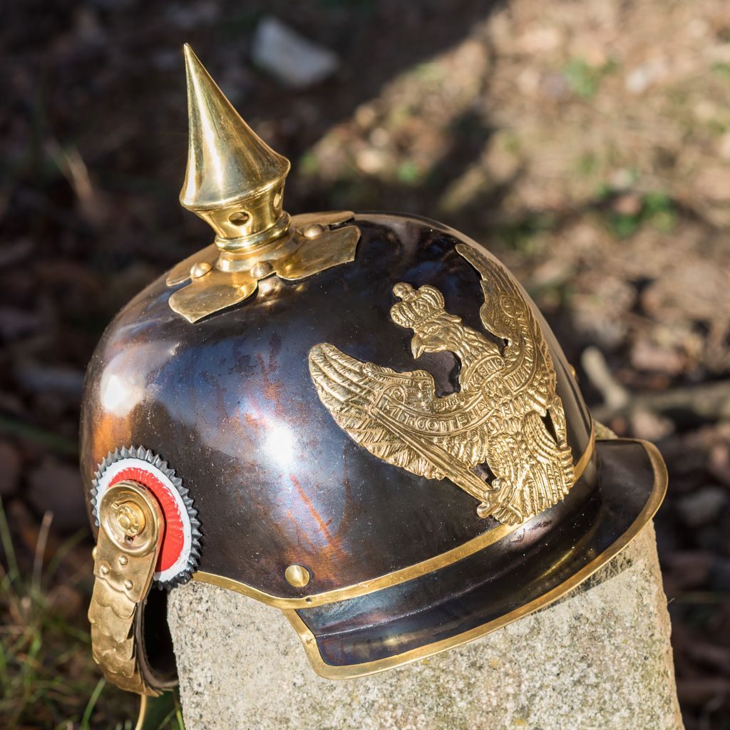 PRUSSIAN HELMET, Jäger zu Pferde lobster-tail helmet Wulflund