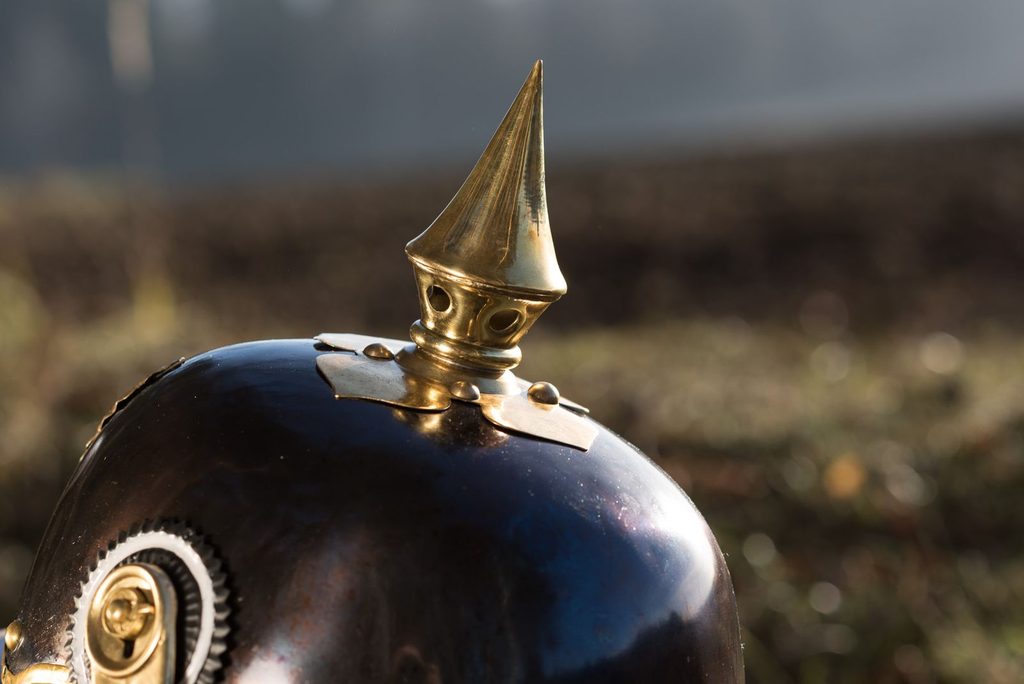 PRUSSIAN HELMET, Jäger zu Pferde lobster-tail helmet Wulflund