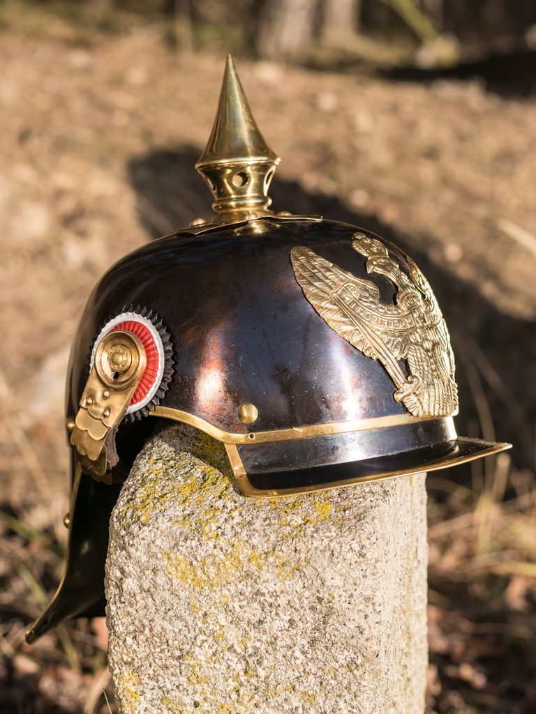 PRUSSIAN HELMET, Jäger zu Pferde lobster-tail helmet Wulflund