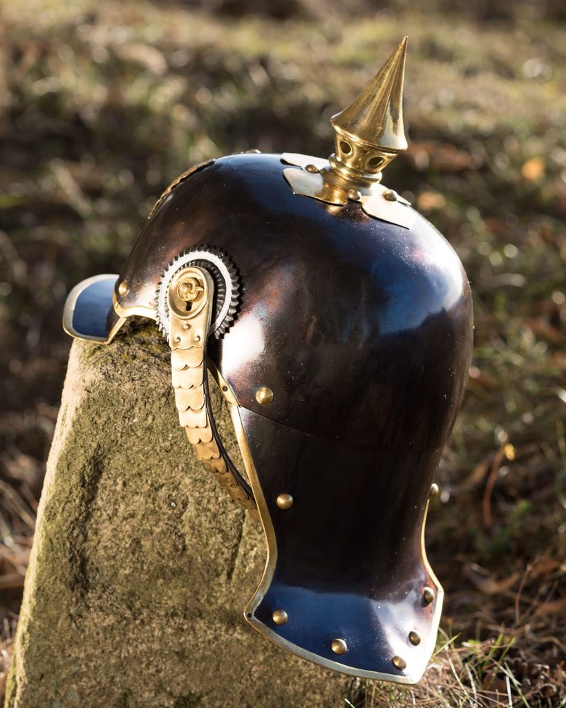 PRUSSIAN HELMET, Jäger zu Pferde lobster-tail helmet Wulflund