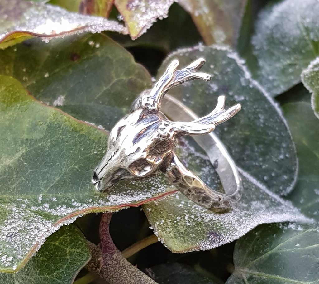 Deer skull ring discount