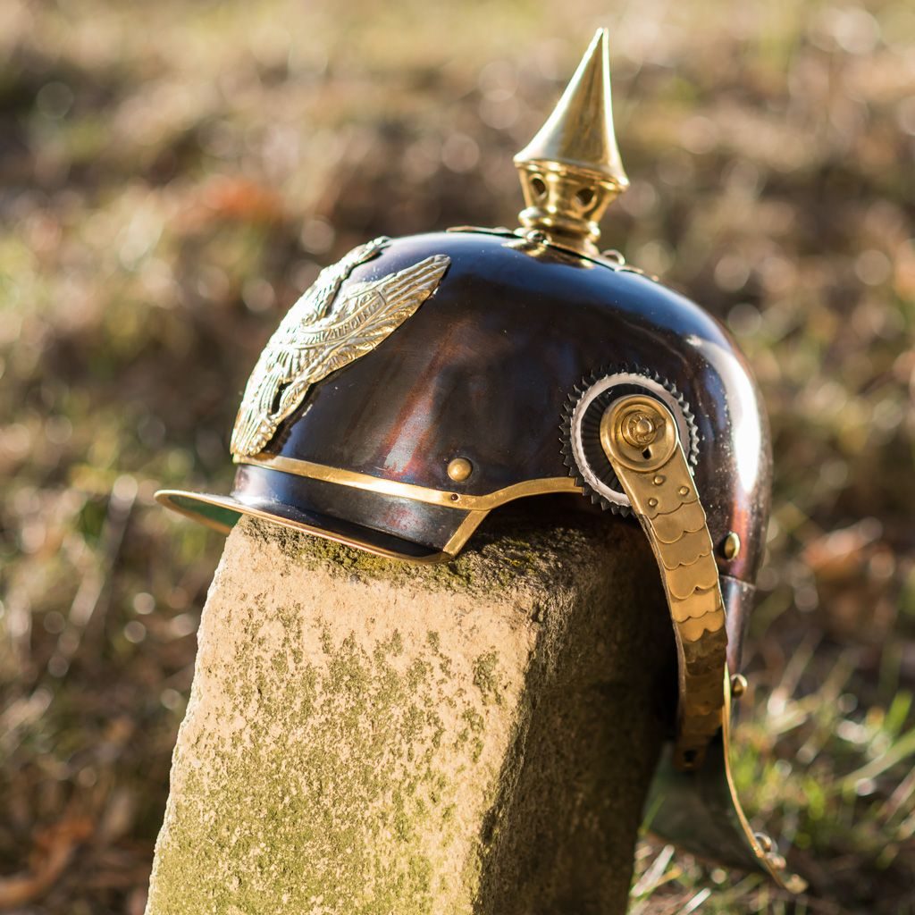 PRUSSIAN HELMET, Jäger zu Pferde lobster-tail helmet Wulflund
