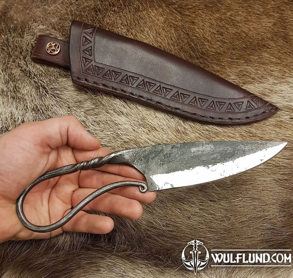 VÖLUNDR, couteau viking forgé main et fourreau de luxe couteaux et  entretien Armurerie: les armes - wulflund.com