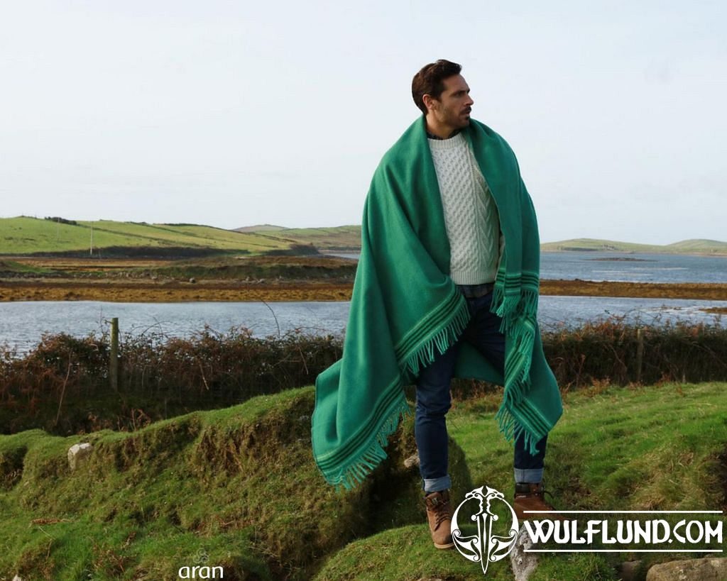 ENNIS Crios Heavy Blanket 187x142cm, Irish Wool woolen blankets and scarves,  Ireland Woolen products, Ireland - wulflund.com
