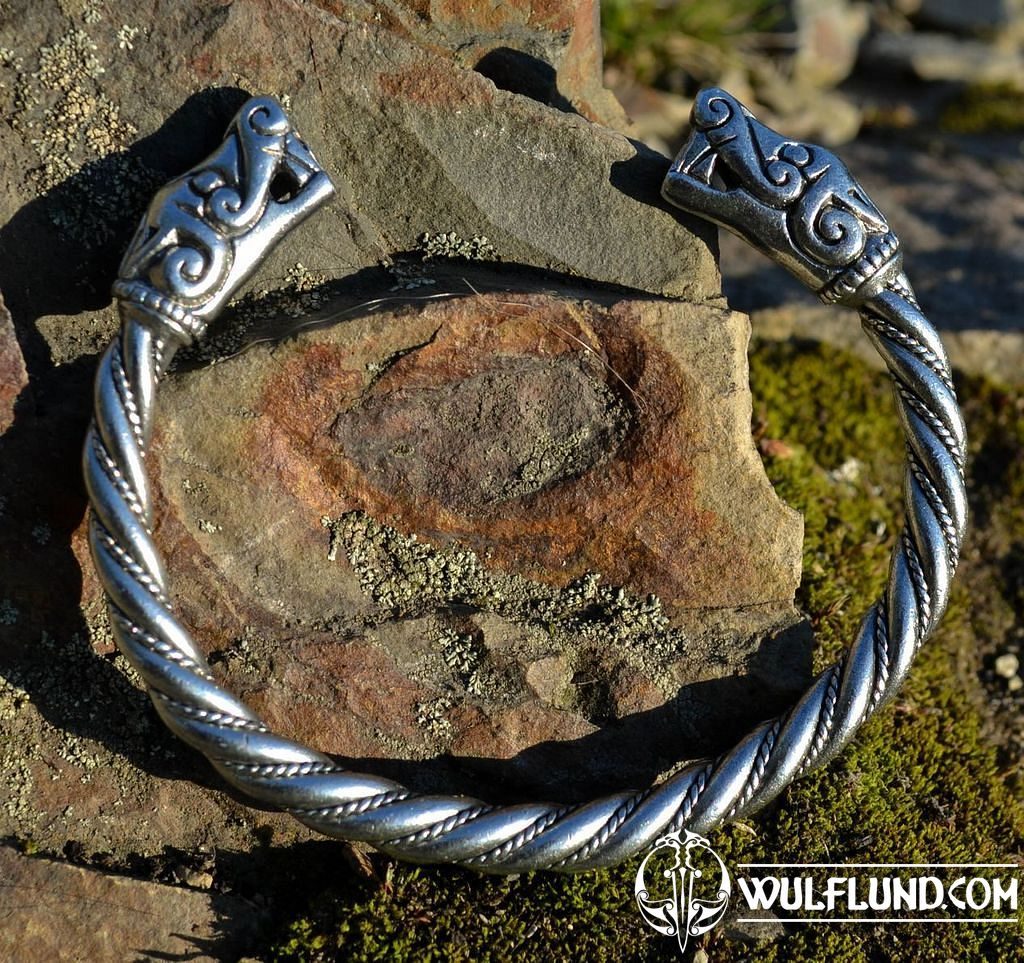 Loup Viking, bracelet de Burg, Suède, étain inspiration nordique et viking  bijoux par catégorie, Bijouterie - wulflund.com