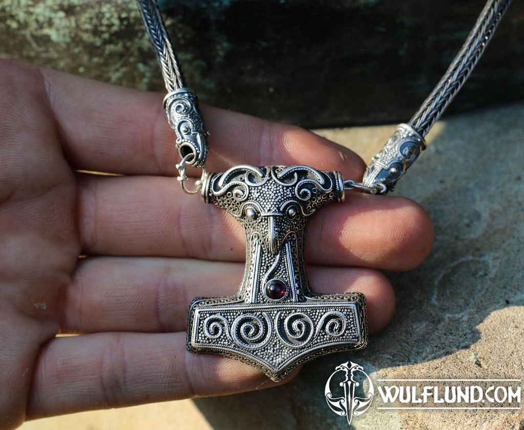 Thor's Hammer | Necklace Viking Knit - wulflund.com