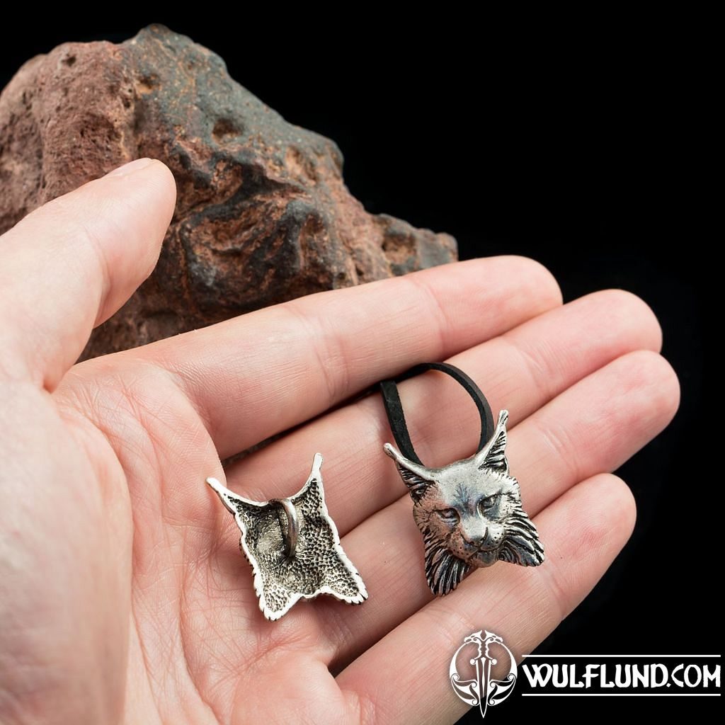 lynx pendant