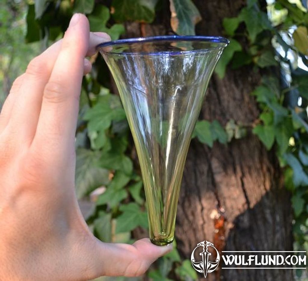 VIKING CONE BEAKER, glass, replica from Birka répliques historiques de verre  Verre et céramique - wulflund.com