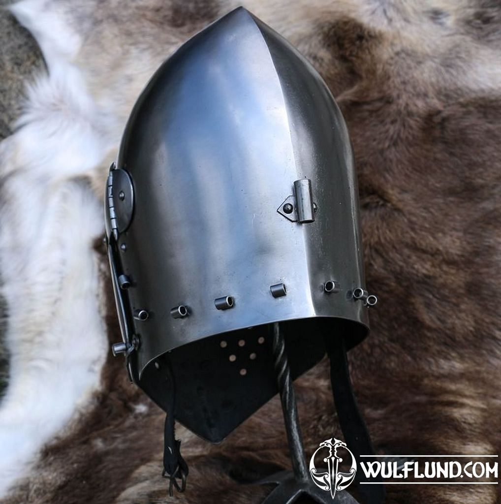Casque médiéval avec visière, version de combat 2 mm casques médiévaux  casques, Armures et boucliers - wulflund.com