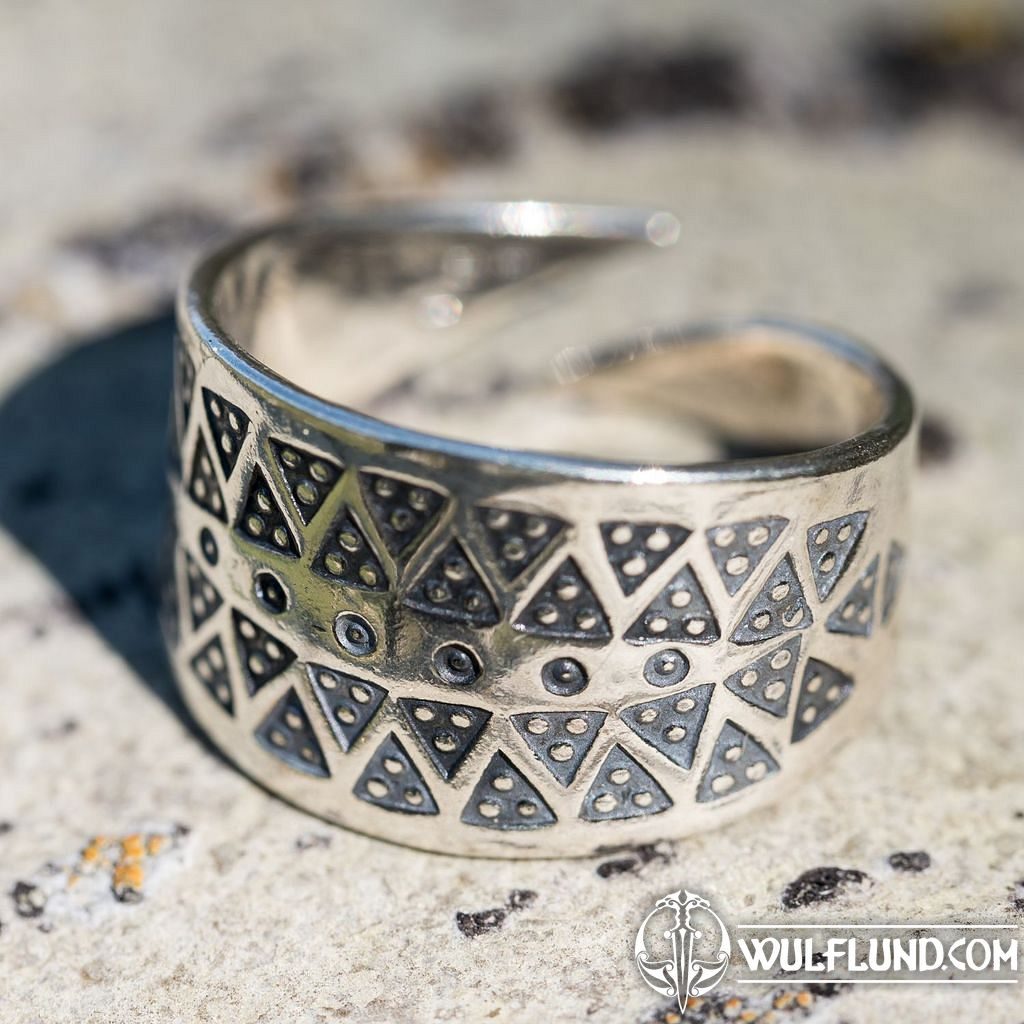 VIKING RING, sterling silver, replica pendants - historical jewelry silver  jewels, Jewellery - wulflund.com