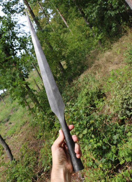 Viking Spear, forged, Sweden - wulflund.com